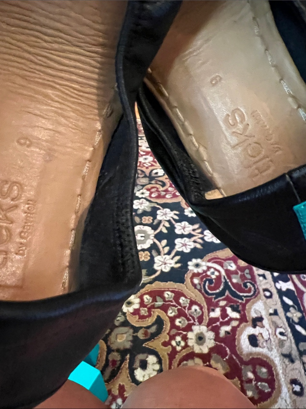 Tieks Black Ballet Flats with Teal Heel Tab